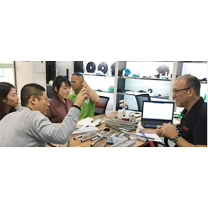 熱烈歡迎英國客戶蒞臨我司洽談、合作